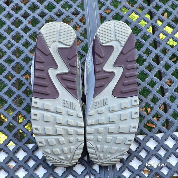 ❤️️SOLD!!!❤️ Men’s 11  Nike Air Max 90 ‘Team Red’ Running Shoes 325018-604 - Picture 8 of 8